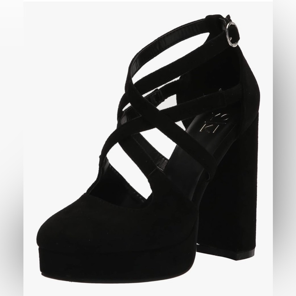 YOKI Women’s Black Platform Pumps